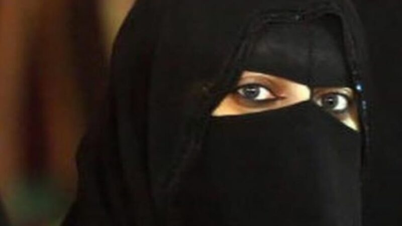 Woman held after asking Saudi policemen for directions