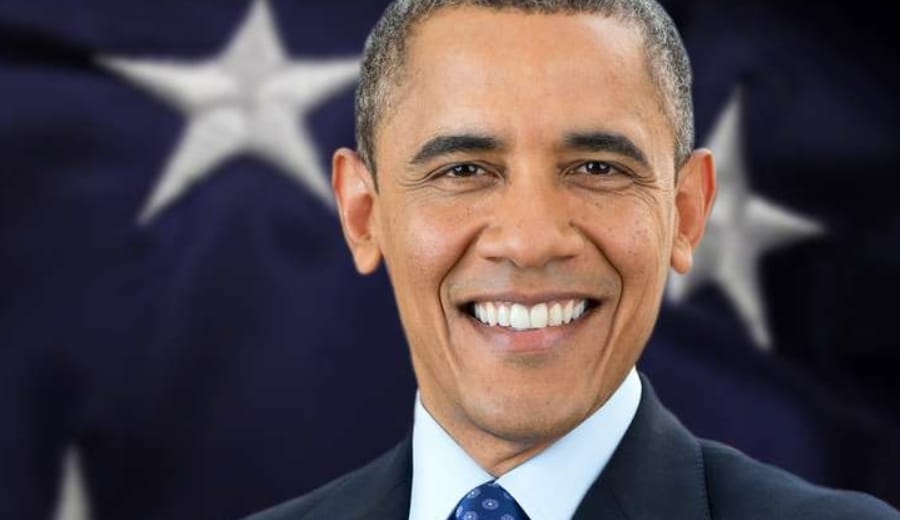 Obama signs executive order to protect LGBT federal employees