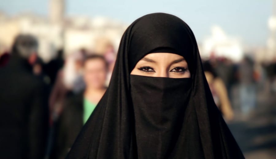 New Survey Claims Women in the Arab World Don’t Have Any Rights!