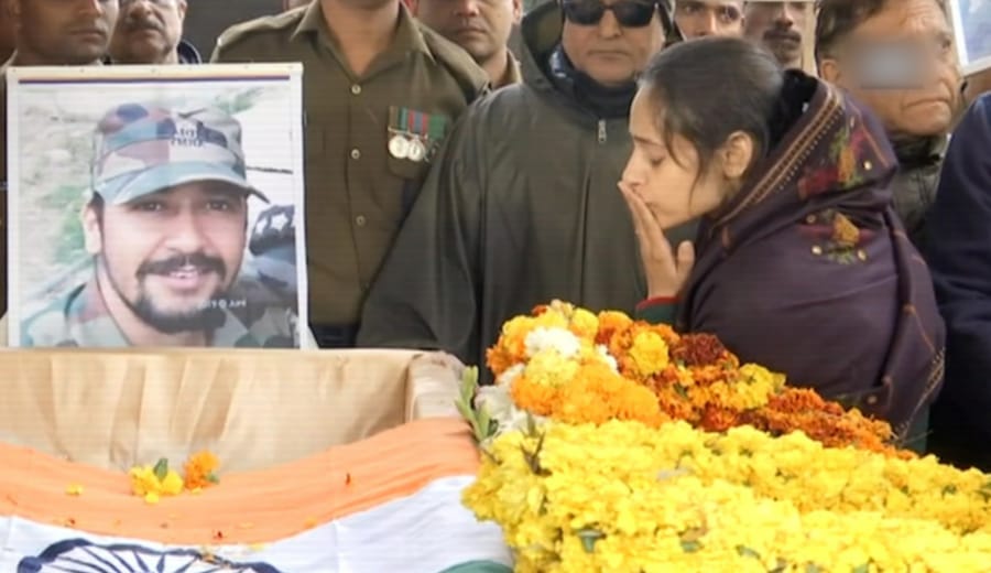 HEARTBREAKING: Holding Back Tears, Major Vibhuti’s Wife Salutes Her Husband & Says ‘I Love You’ One Last Time