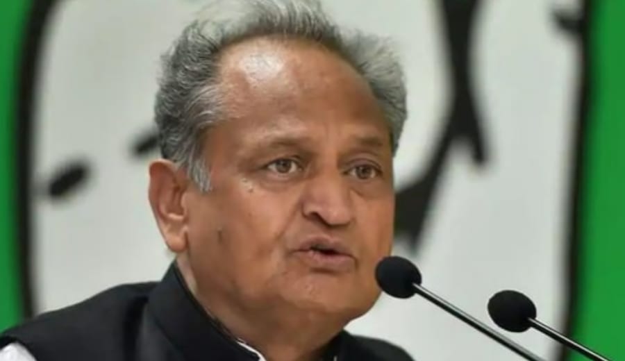 Rajasthan Chief Minister, Ashok Gehlot, Calls for a ‘No to Veil’ Campaign