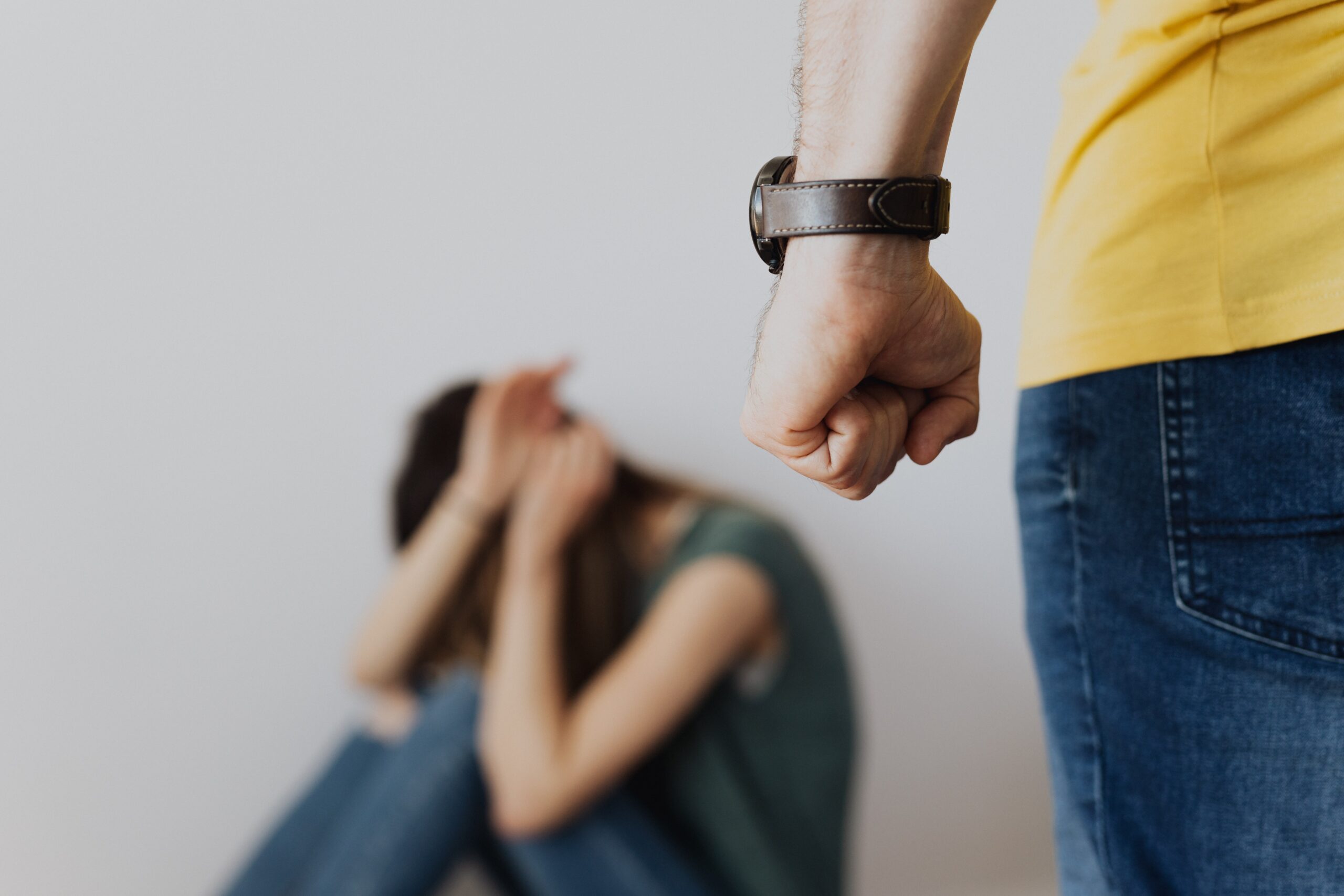 7 signs you are trapped in a toxic marriage and should break free